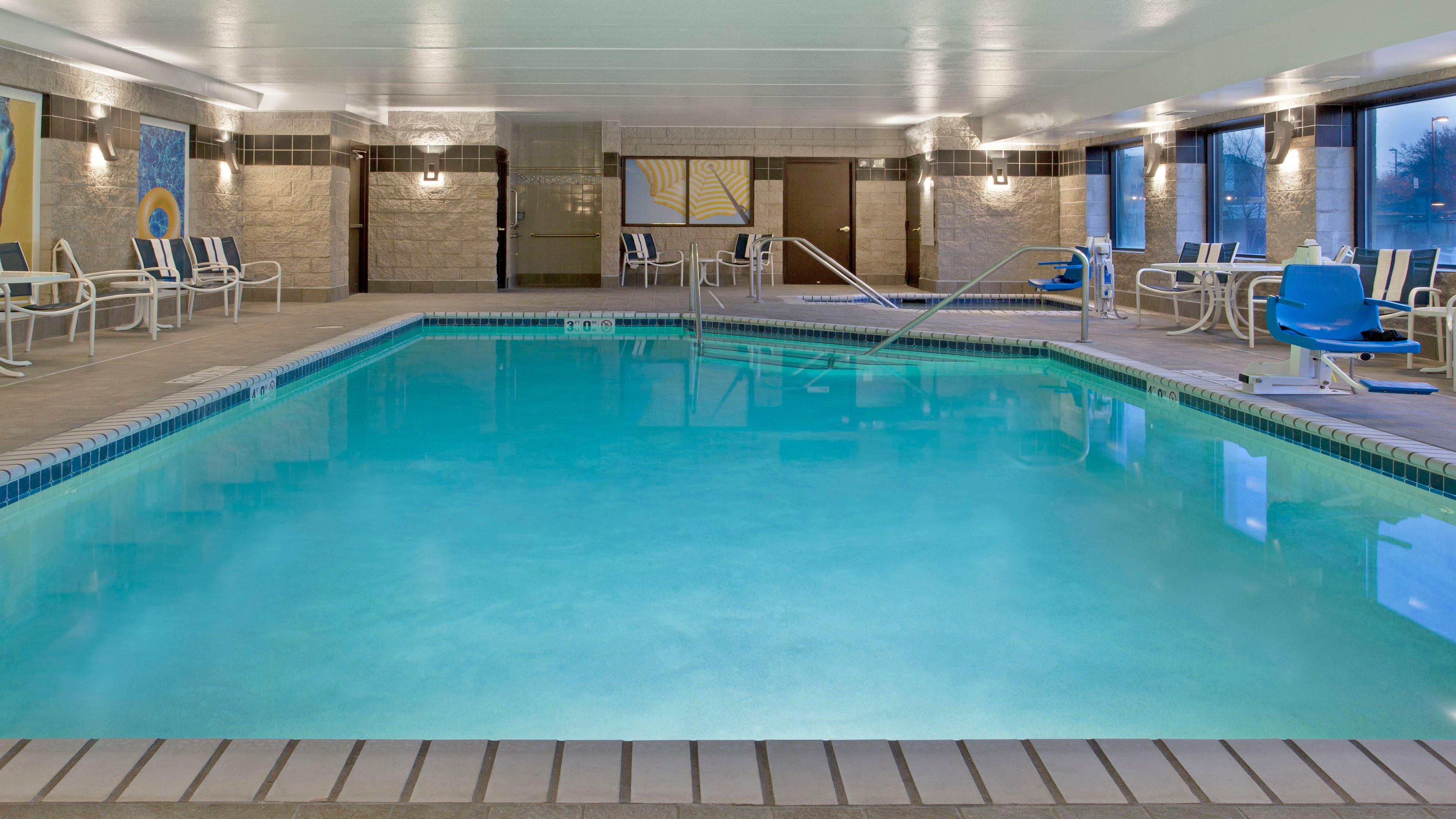 Holiday Inn Express Hotel & Suites Minneapolis - Minnetonka By Ihg Zewnętrze zdjęcie