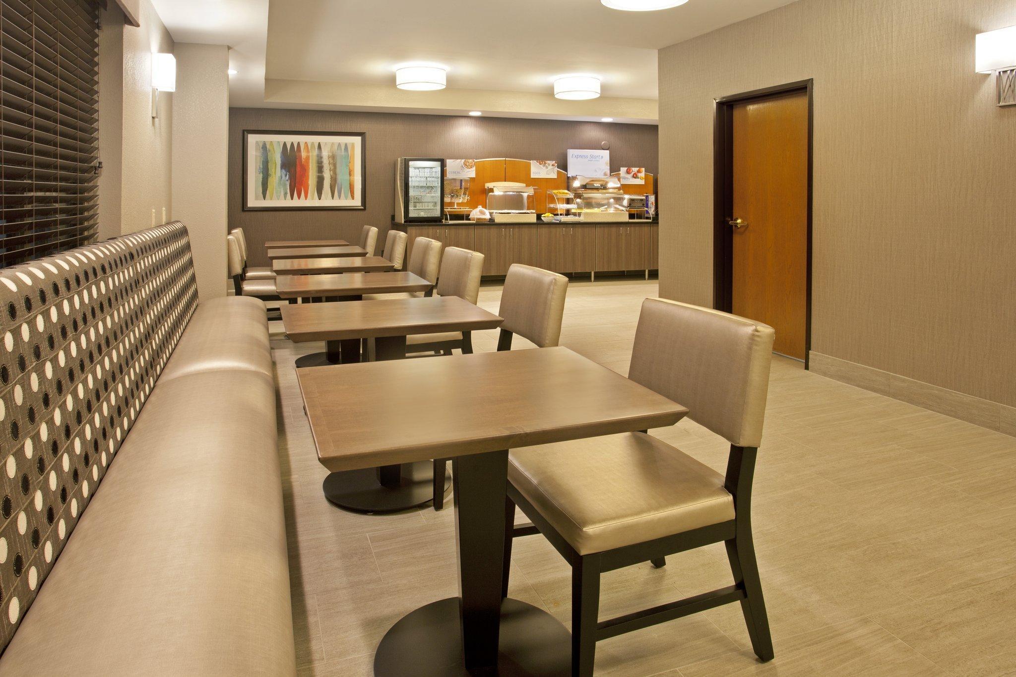 Holiday Inn Express Hotel & Suites Minneapolis - Minnetonka By Ihg Zewnętrze zdjęcie