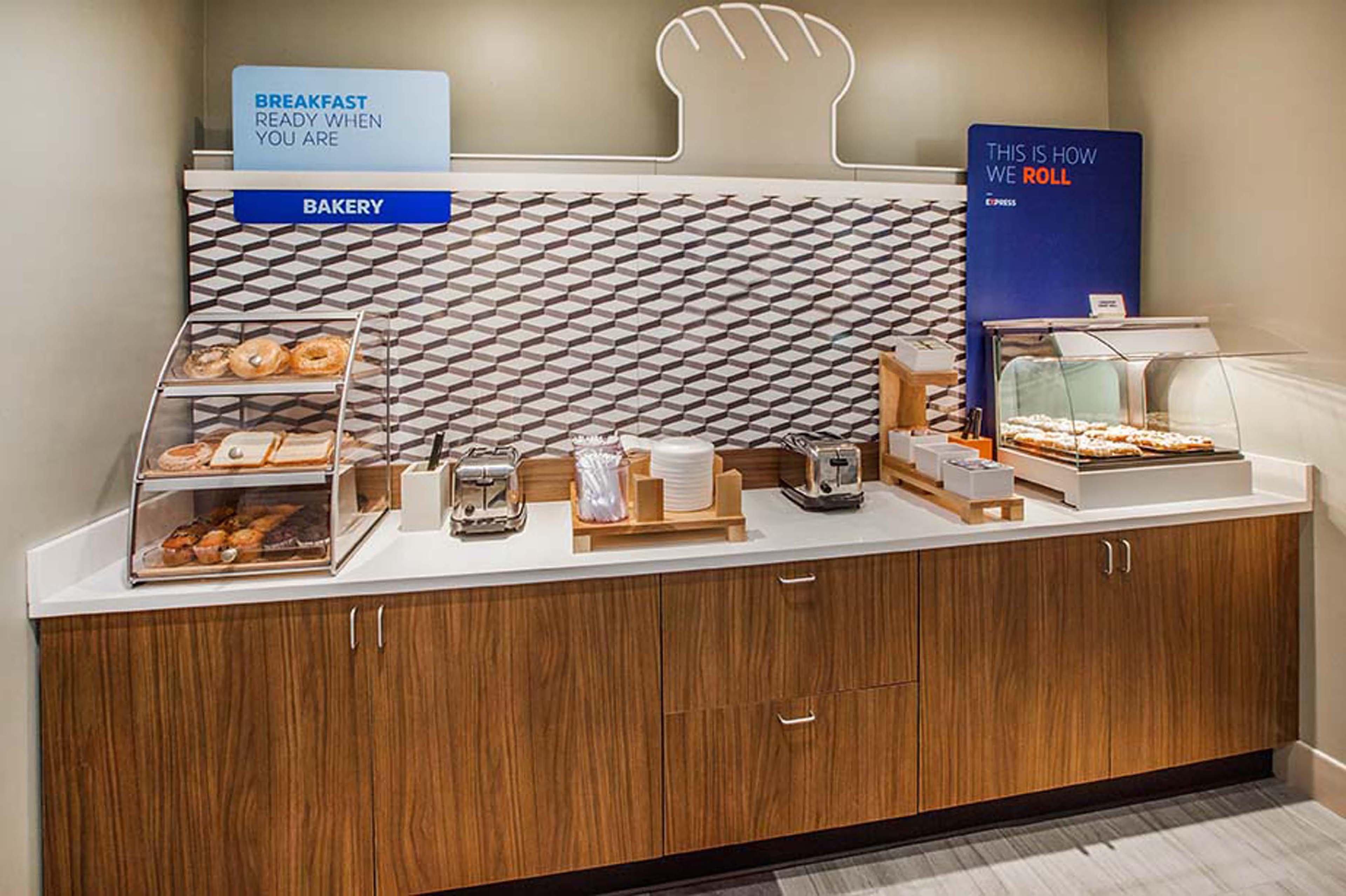 Holiday Inn Express Hotel & Suites Minneapolis - Minnetonka By Ihg Zewnętrze zdjęcie