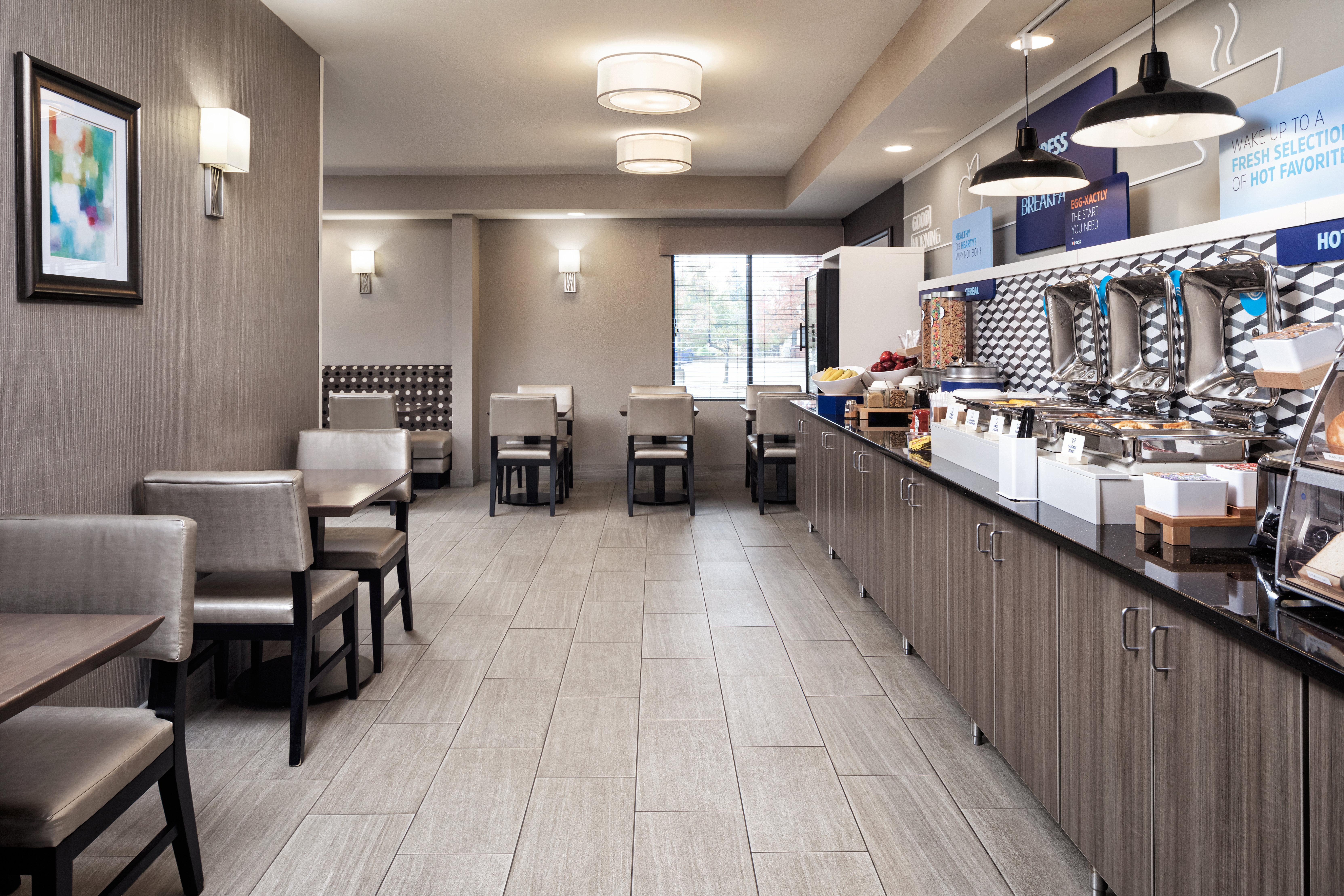 Holiday Inn Express Hotel & Suites Minneapolis - Minnetonka By Ihg Zewnętrze zdjęcie
