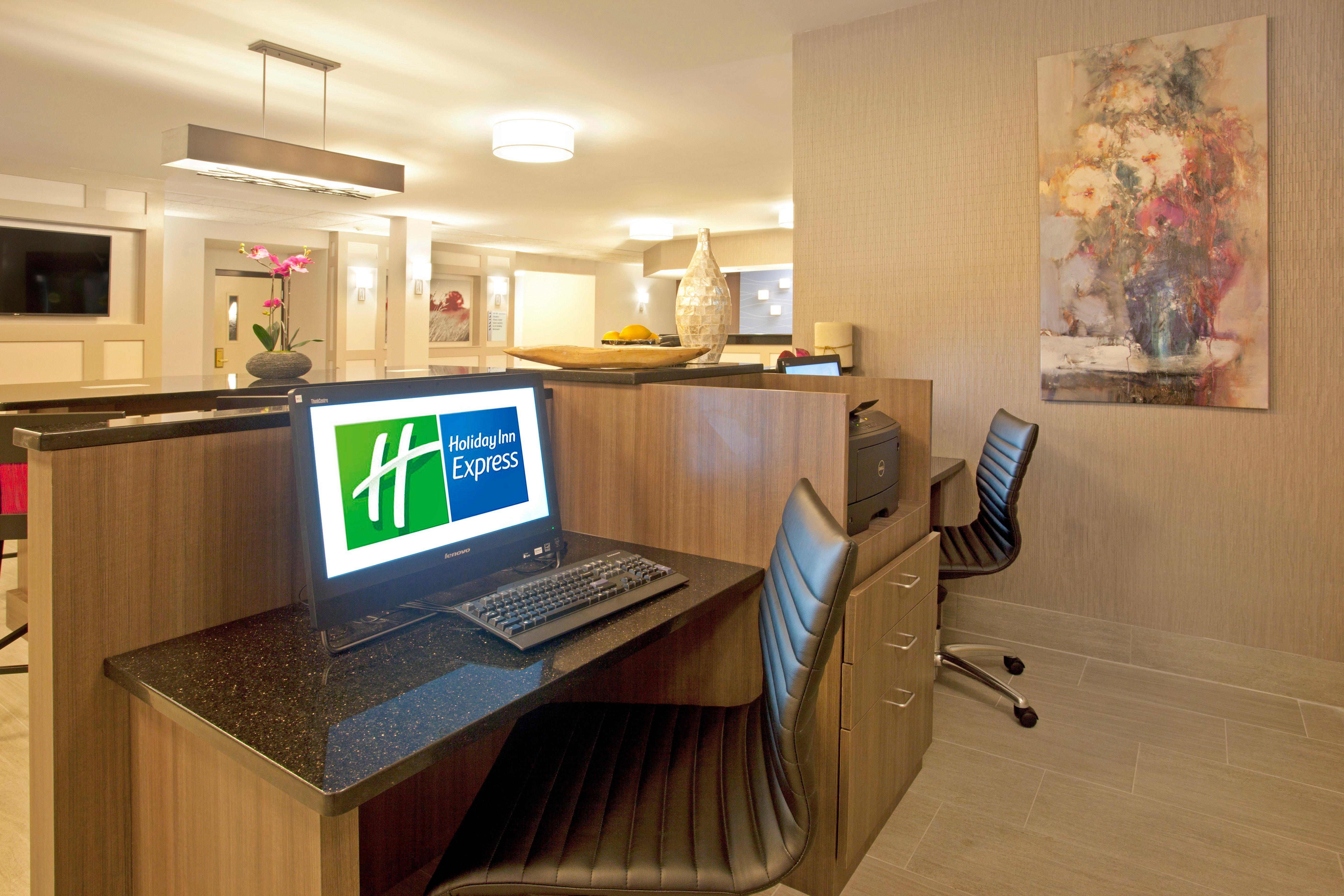 Holiday Inn Express Hotel & Suites Minneapolis - Minnetonka By Ihg Zewnętrze zdjęcie